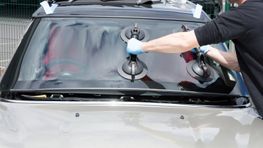 Replacing a window screen